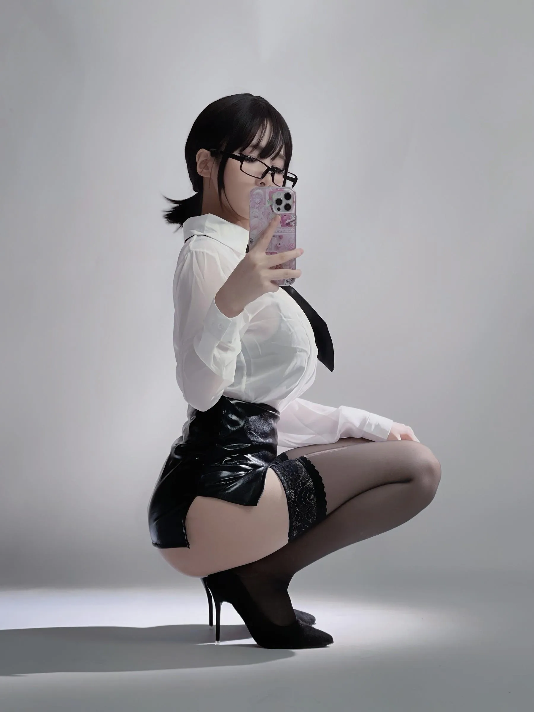 幼愛youmeko – NO.12 黑丝眼镜OL [29P]插图6